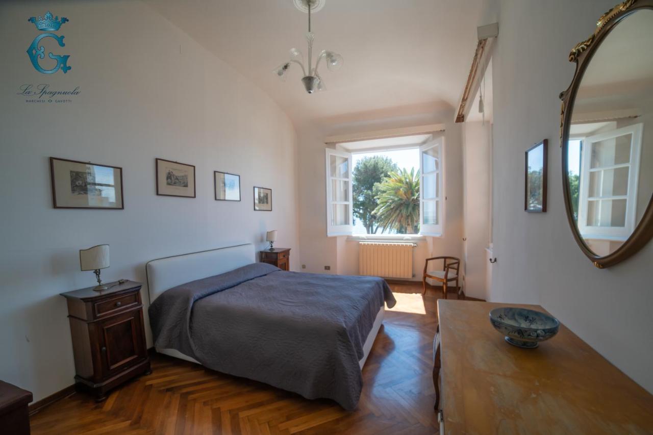 La Spagnuola - Villa Cinquecentesca Sul Mare Con Parco Privato Savona Ngoại thất bức ảnh